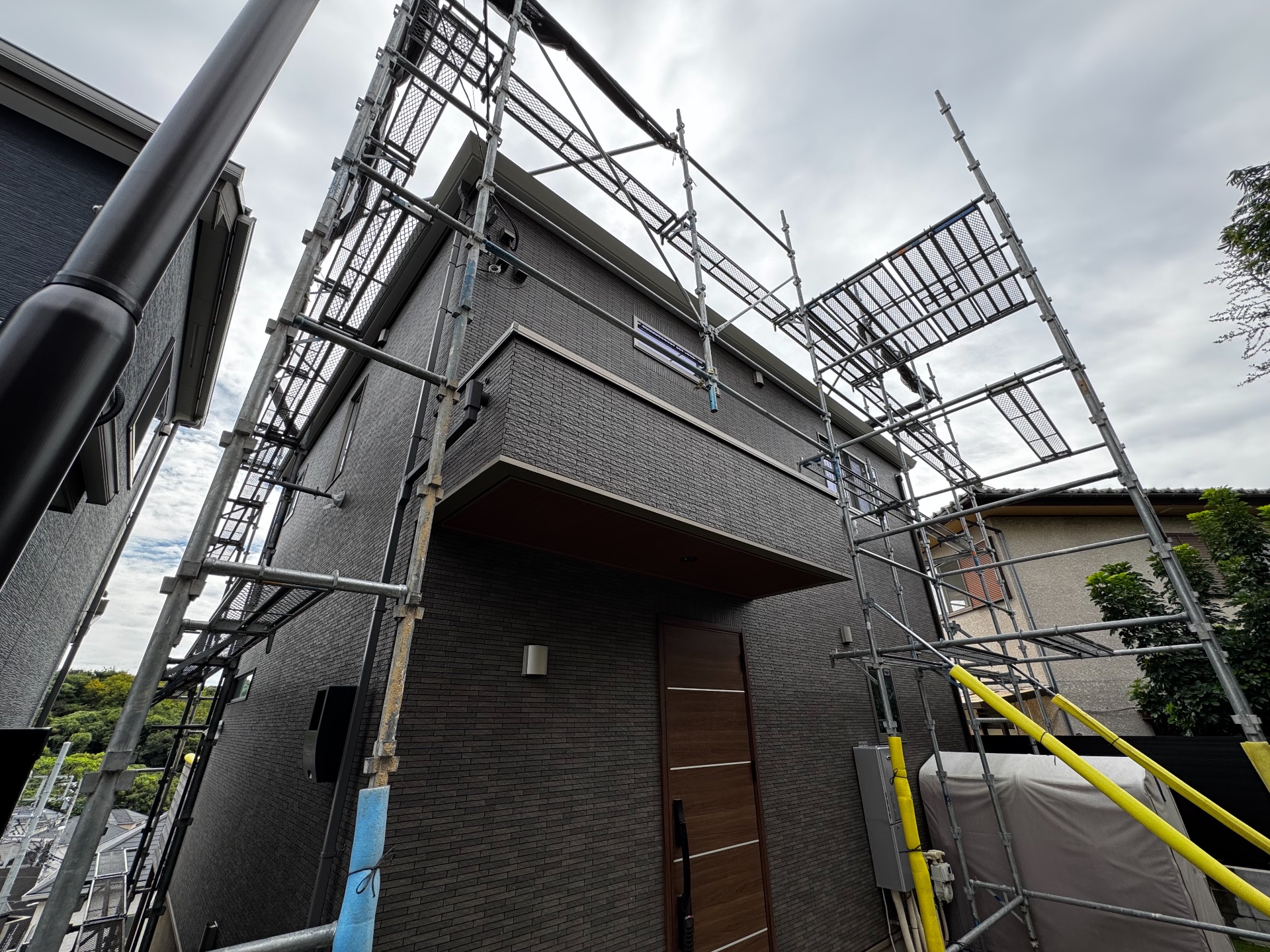 【足場】横浜市戸塚区平戸町にて仮設工事